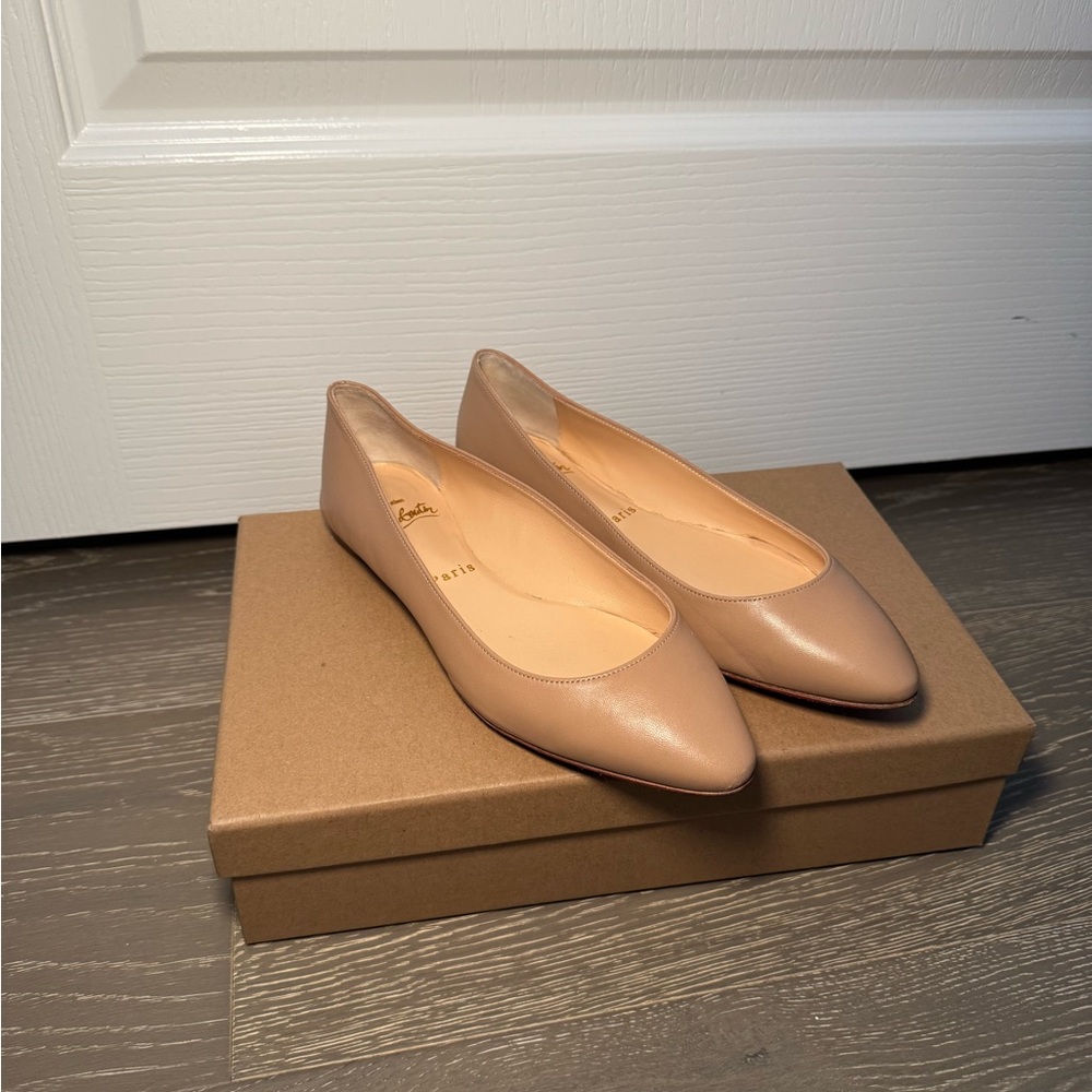 Christian Louboutin Eloise Nude Napa Shiny Leather Ballerina Ballet Flat 36 ½